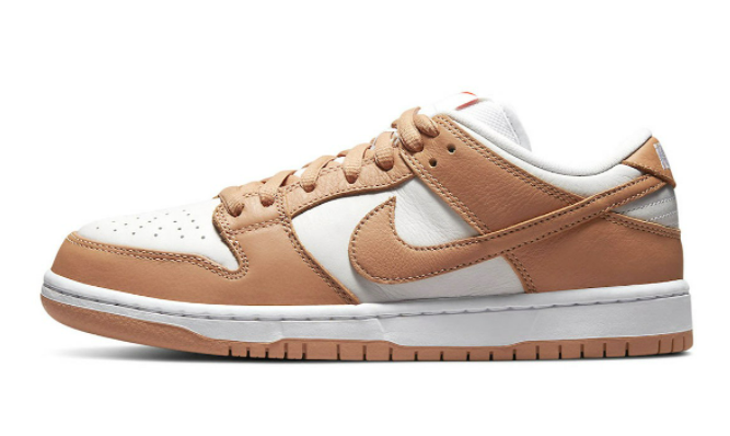 Nike SB Dunk Low Light Cognac