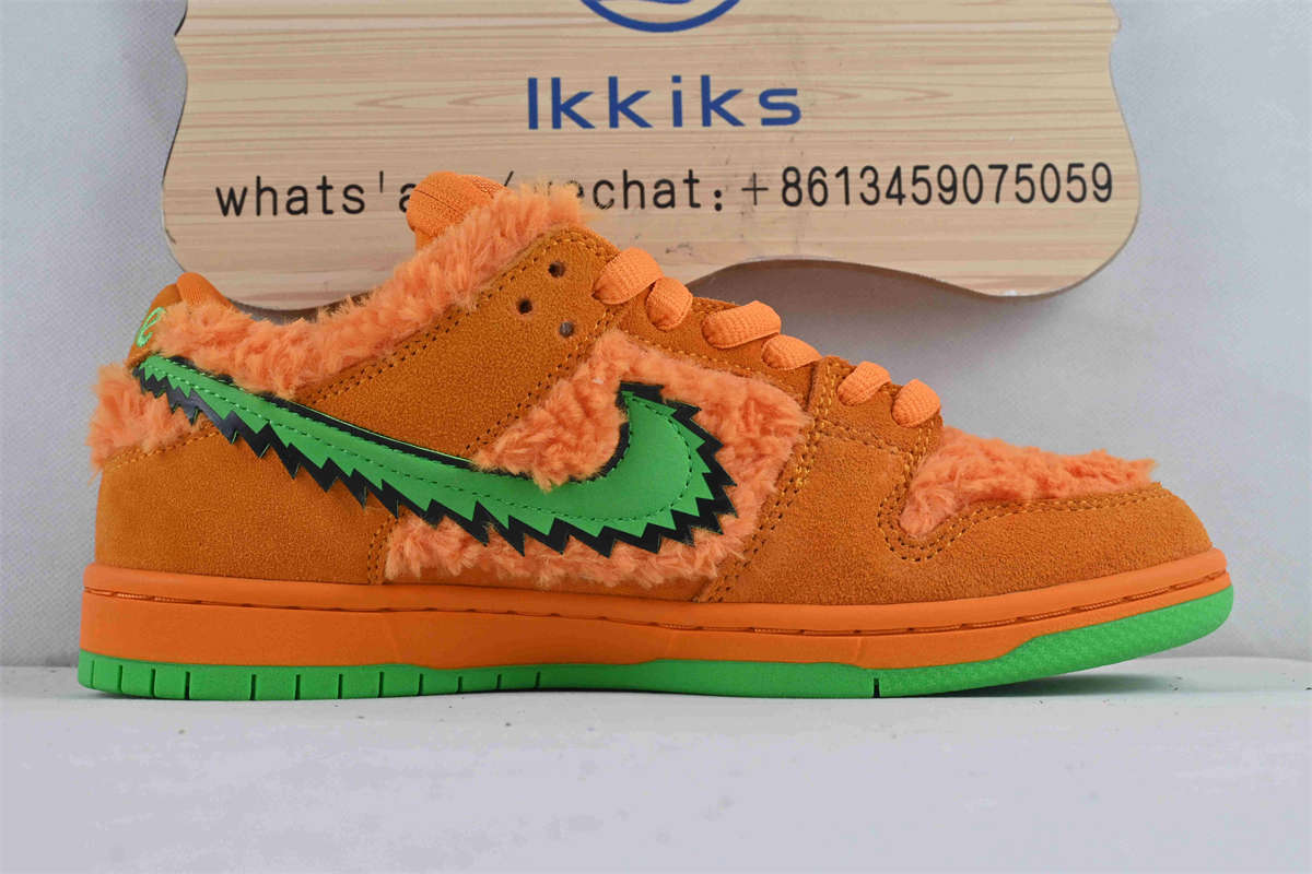 Nike SB Dunk Low Grateful Dead Bears Orange