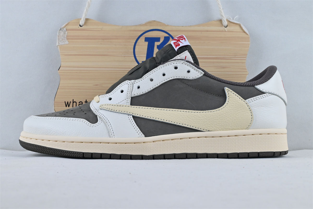 Travis Scott X Air Jordan 1 Low