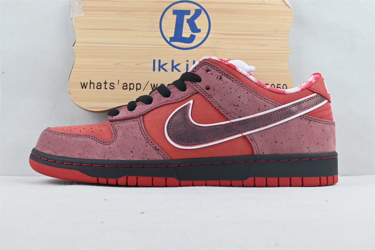Nike SB Dunk Low “Red Lobster”
