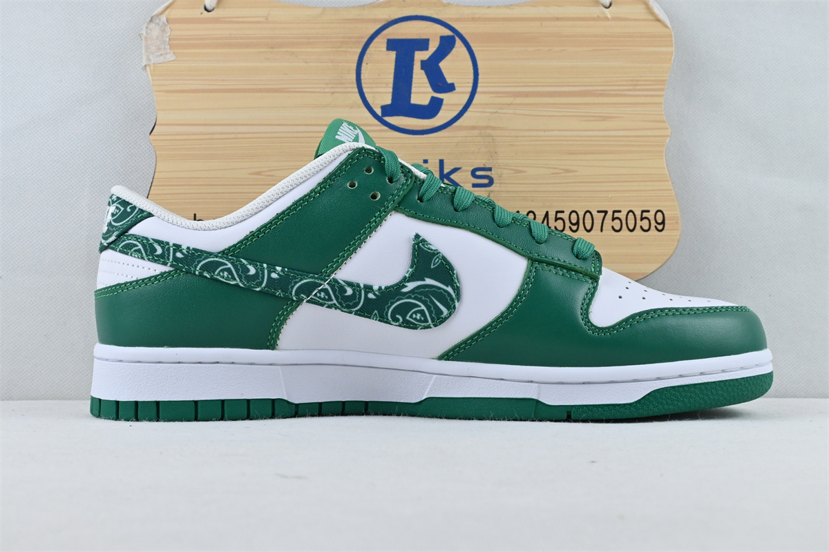 Nike Dunk Low Essential Paisley Pack Green