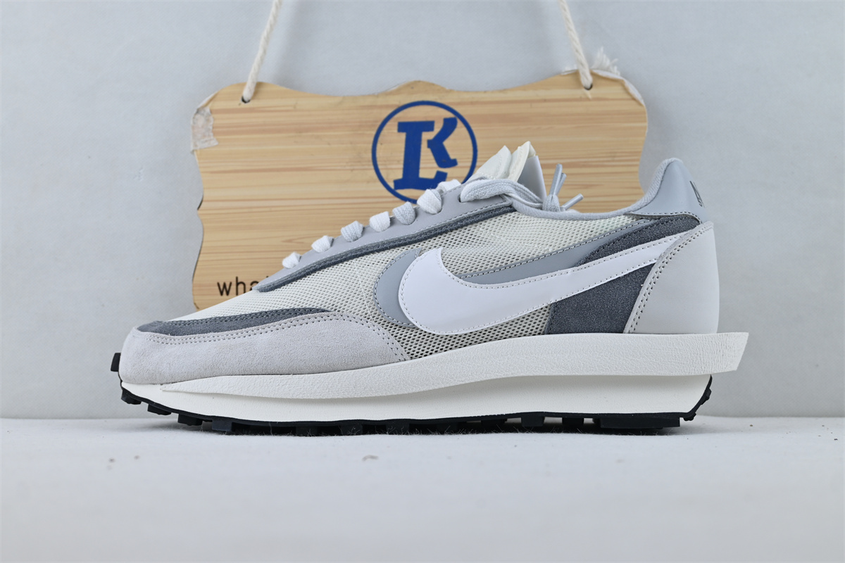 Nike LD Waffle Sacai Summit White