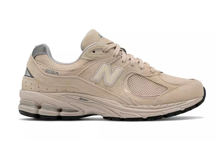 New Balance 2002R