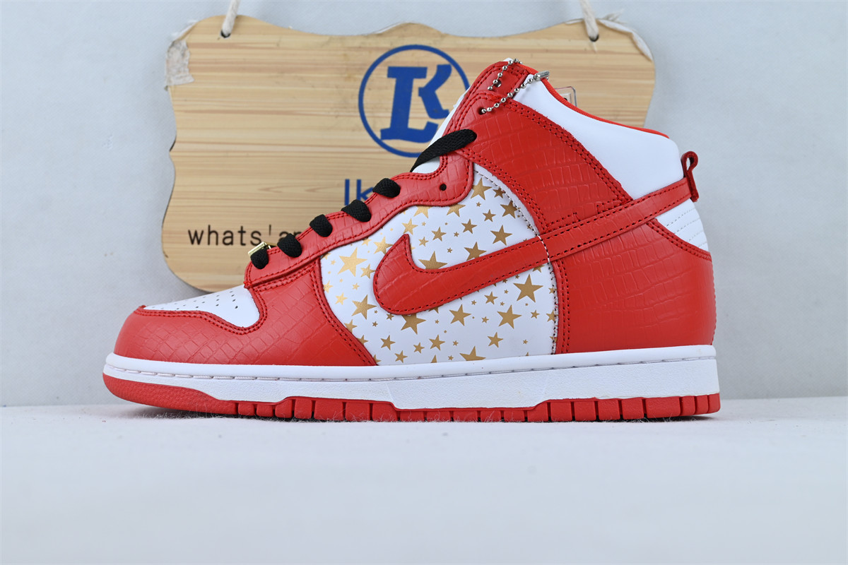 Nike Dunk High Pro SB Svp*me Red Stars