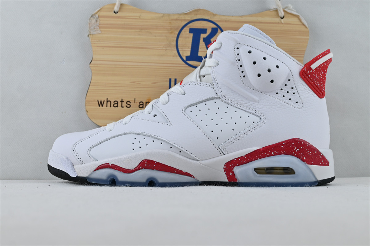 Air Jordan 6 “Red Oreo”