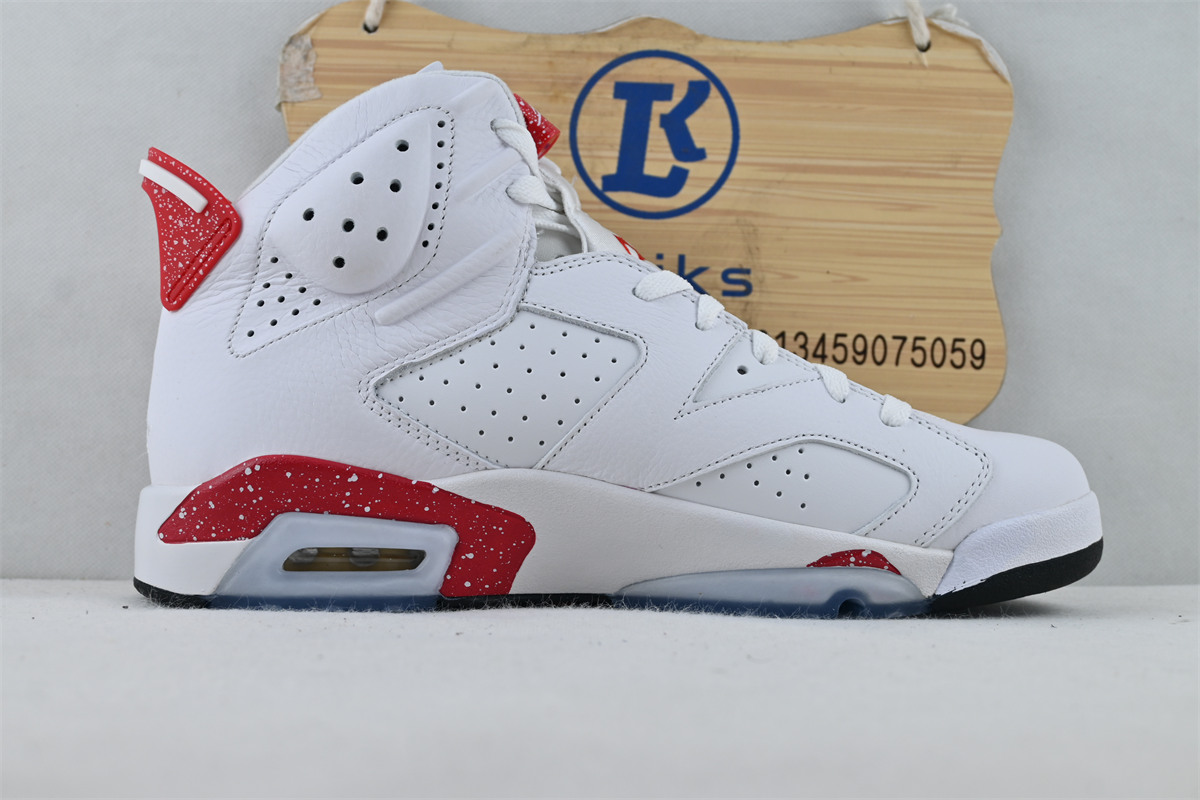 Air Jordan 6 “Red Oreo”