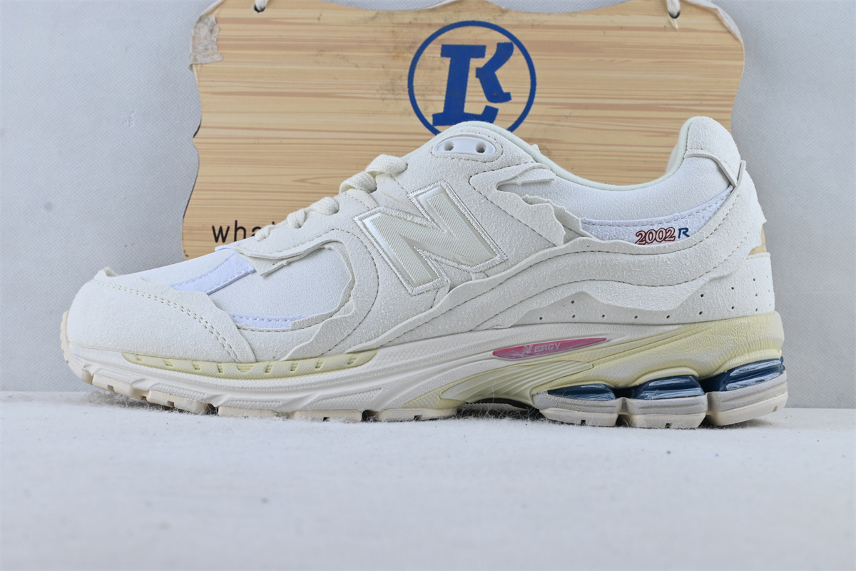 New Balance 2002R Protection Pack Sea Salt