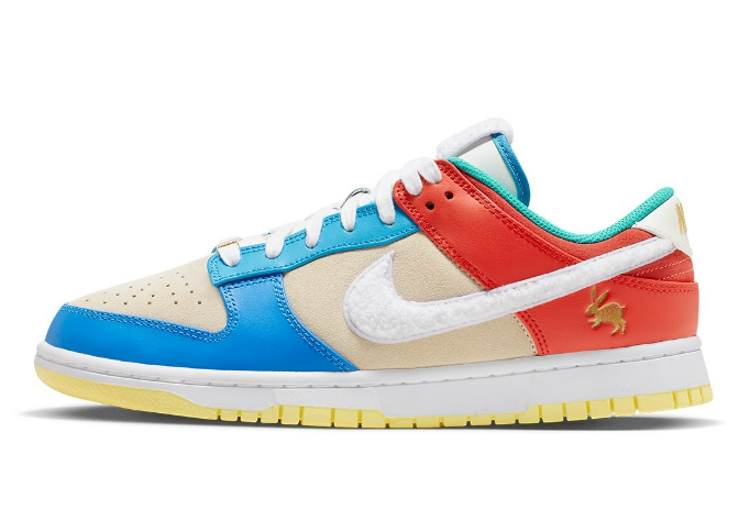 Nike Dunk Low  Year of the Rabbit