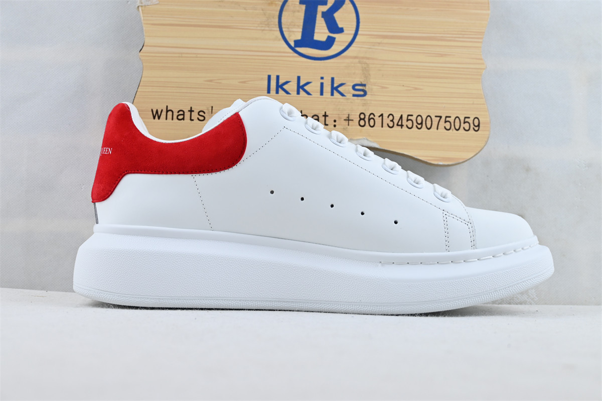 A1exa*der Mcqv*en Oversized Red