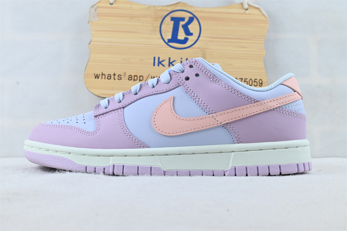 Nike Dunk Low Easter