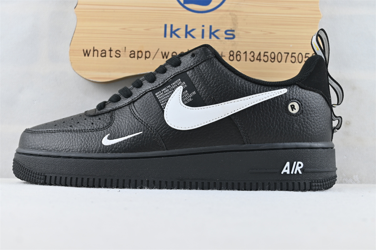 Nike Air Force 1 Low Utility Black White