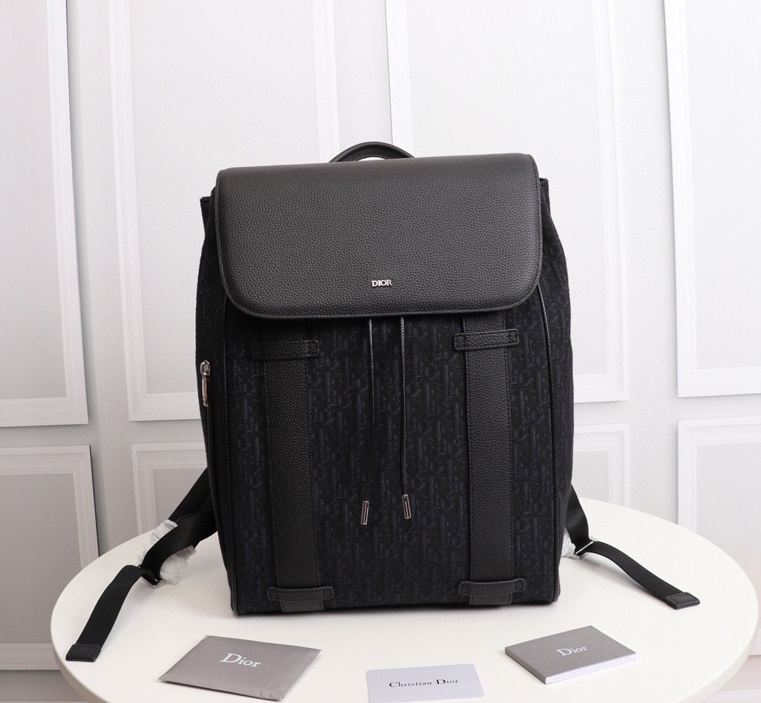 D10r Backpack