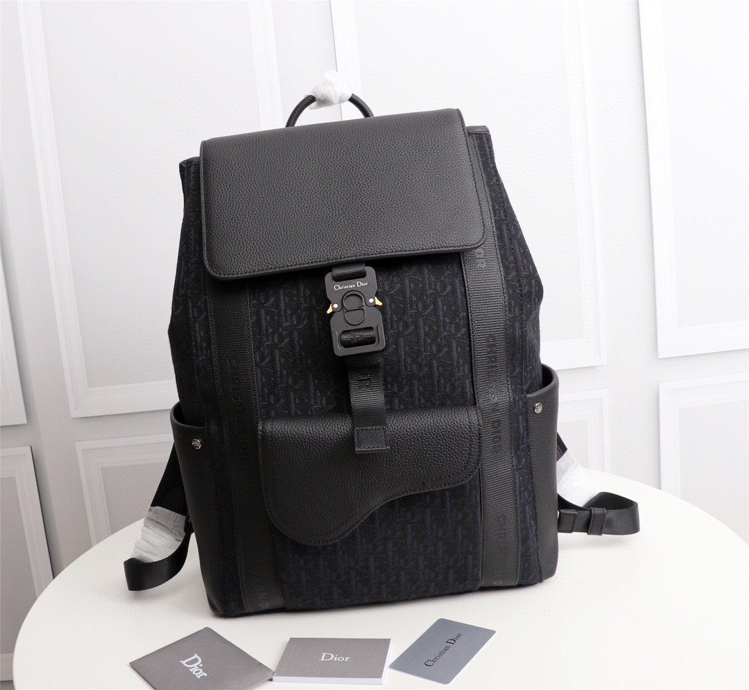 D10r Backpack