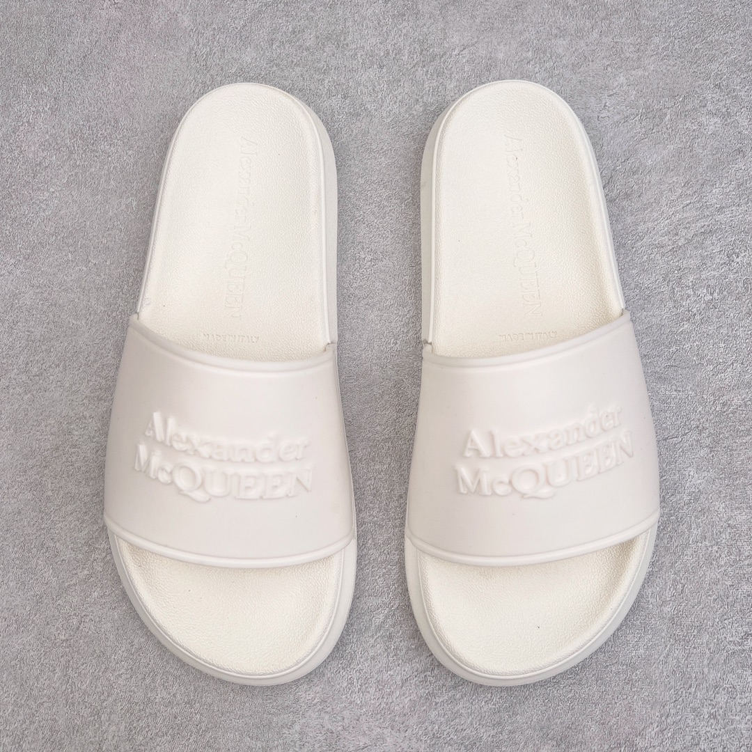 A1exa*der Mcqv*en slide