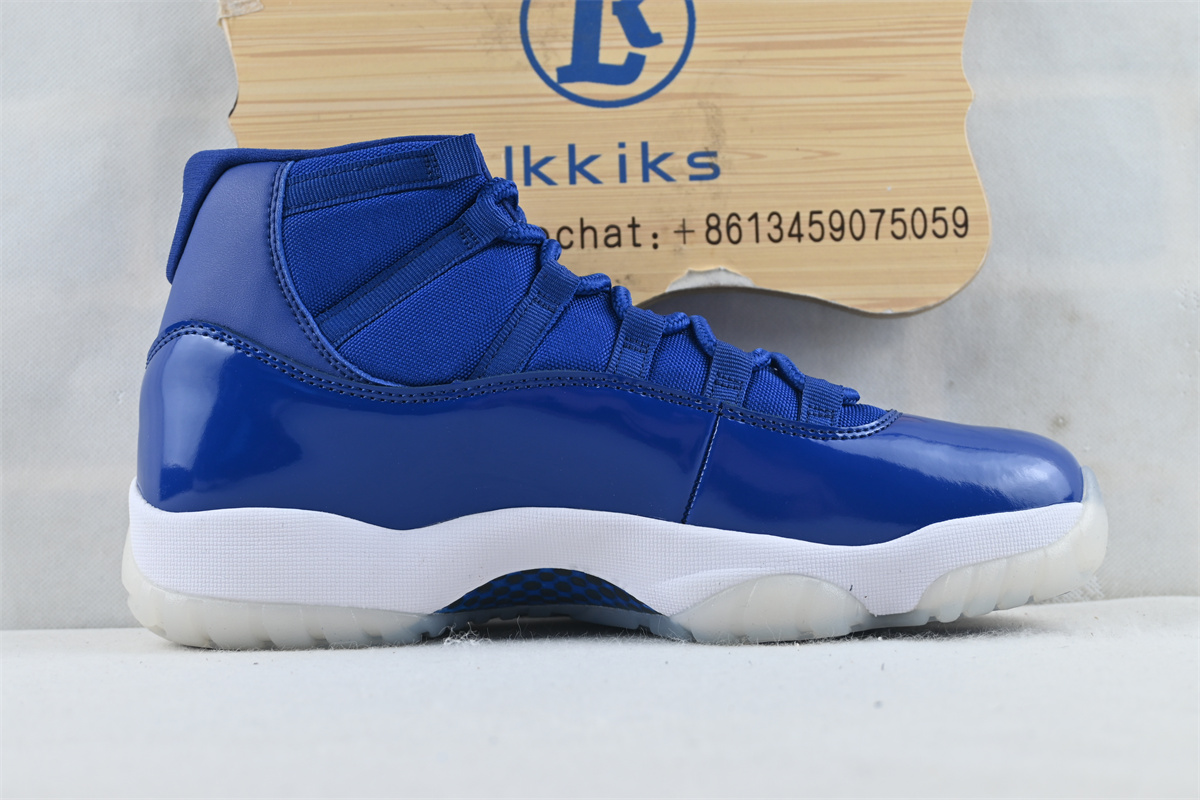 Jordan 11 "Royal Blue"