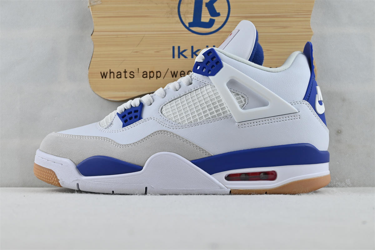 Nike SB x Air Jordan 4