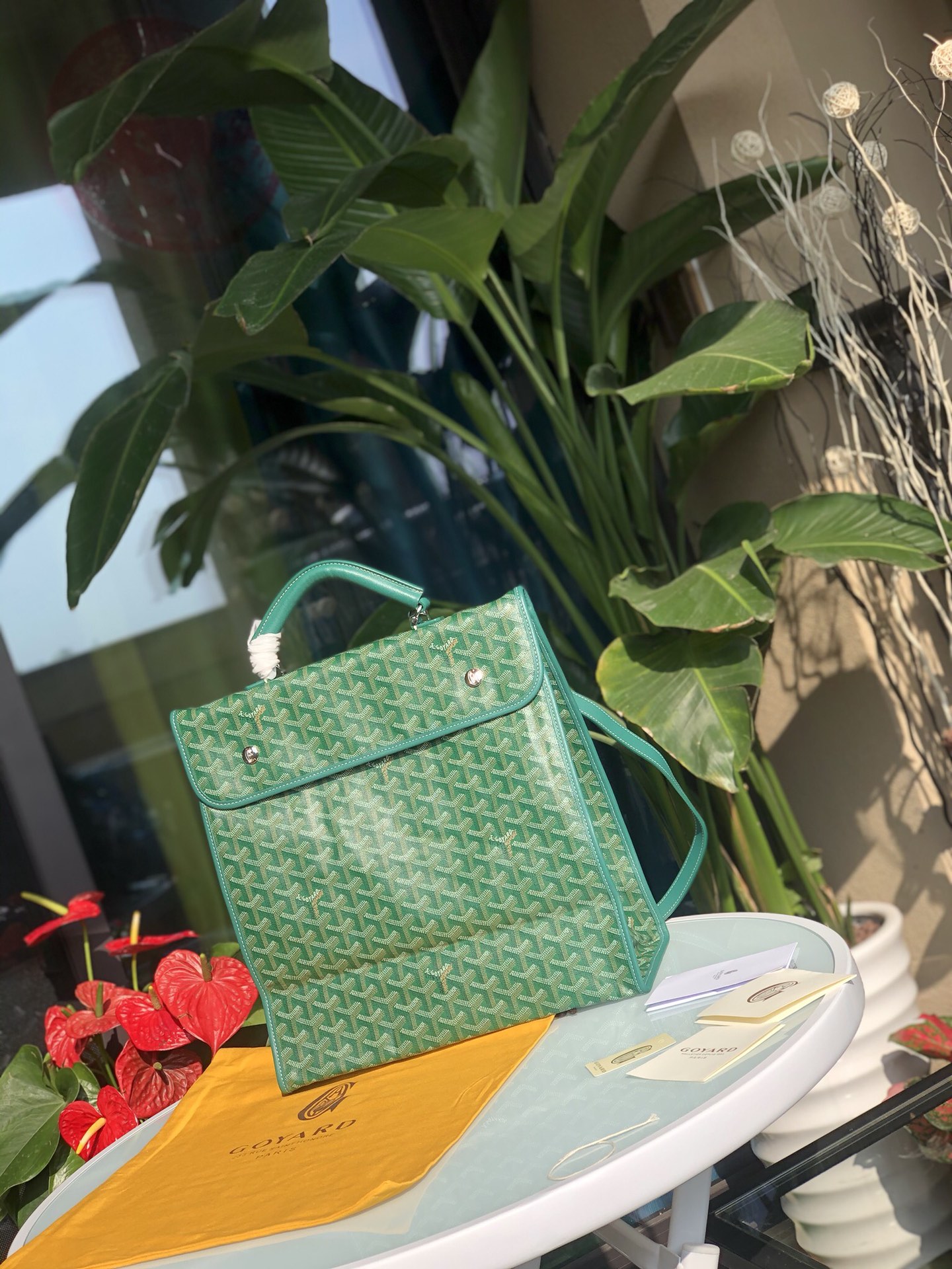 G09ard Saint Léger Backpack Green ( 14.5H 13.3W 5.9D)