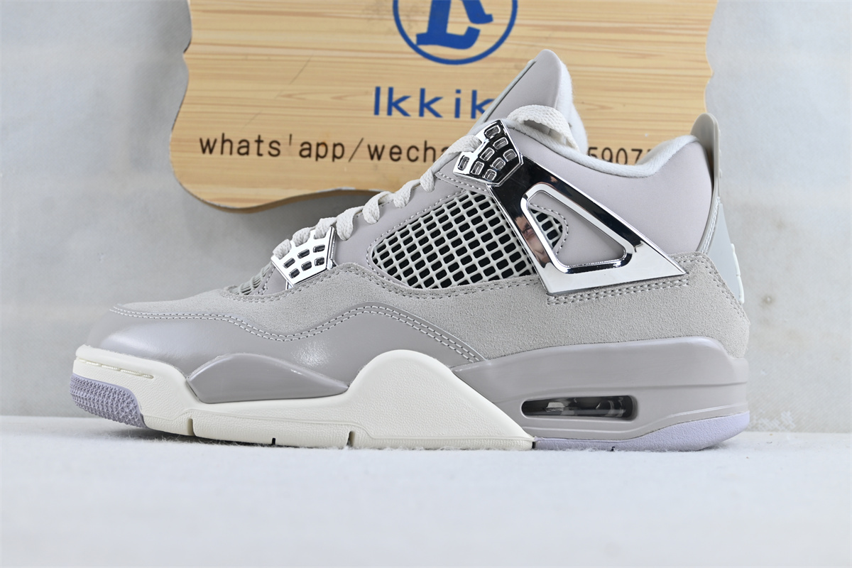 Air Jordan 4 “Frozen Moments”