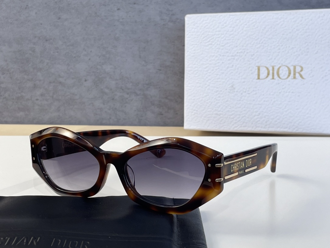 D10r sunglasses