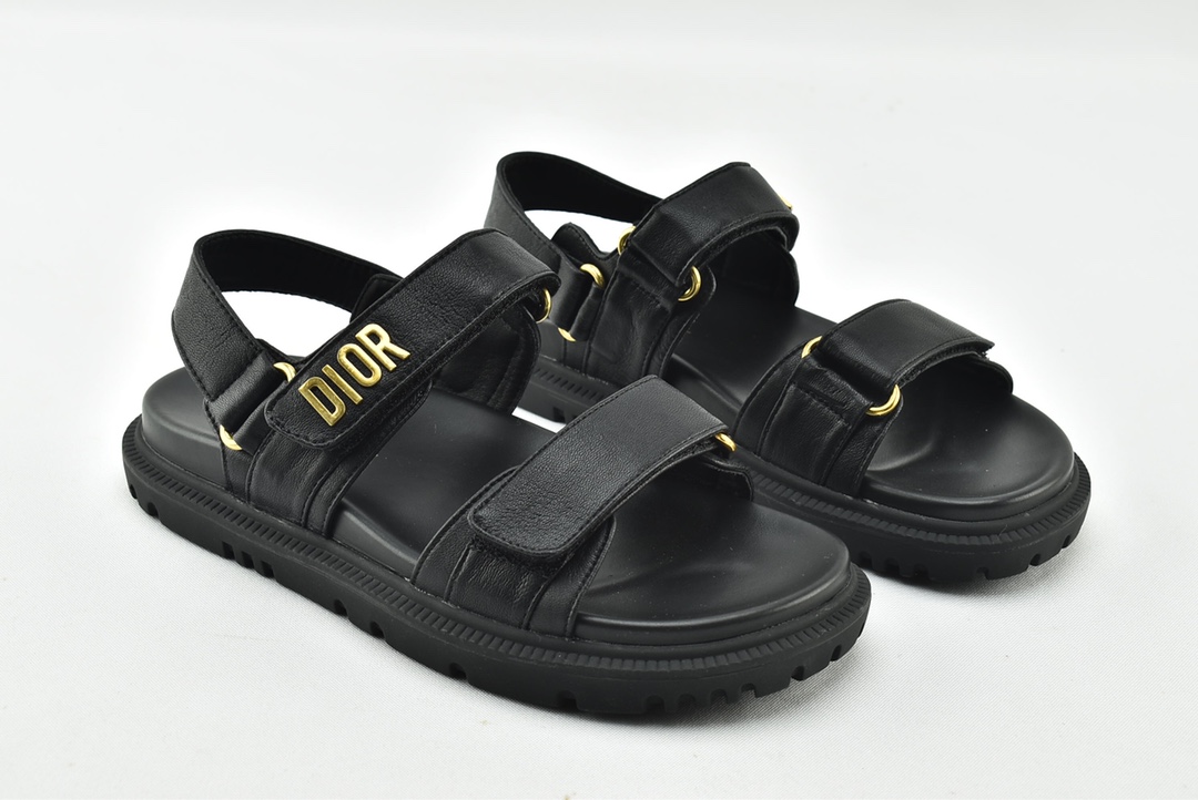 D10r Sandals
