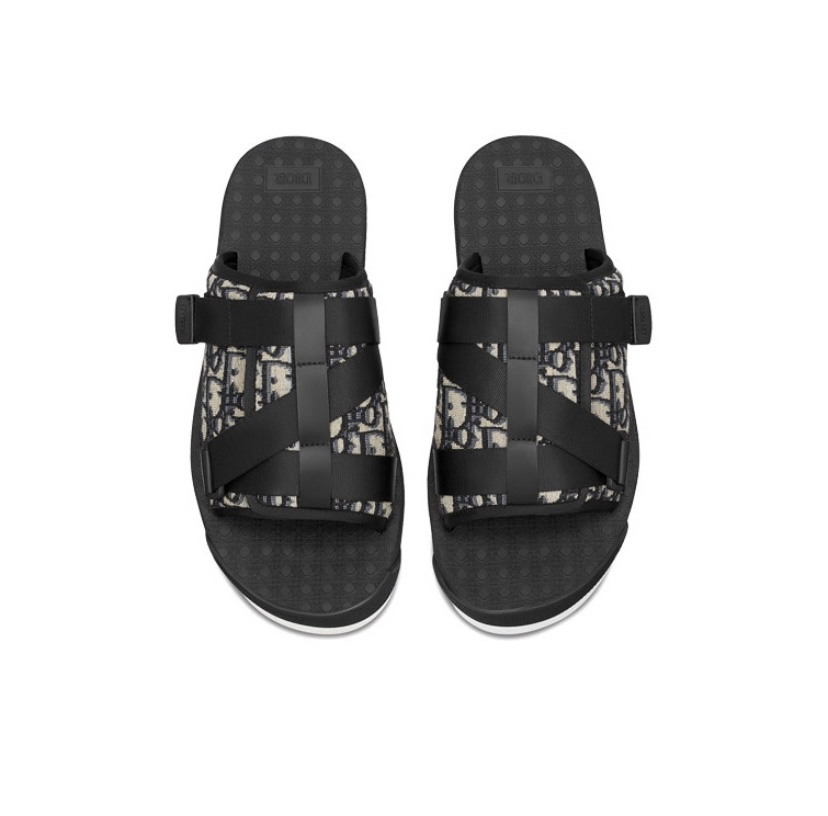 D10r Alpha Sandal Oblique