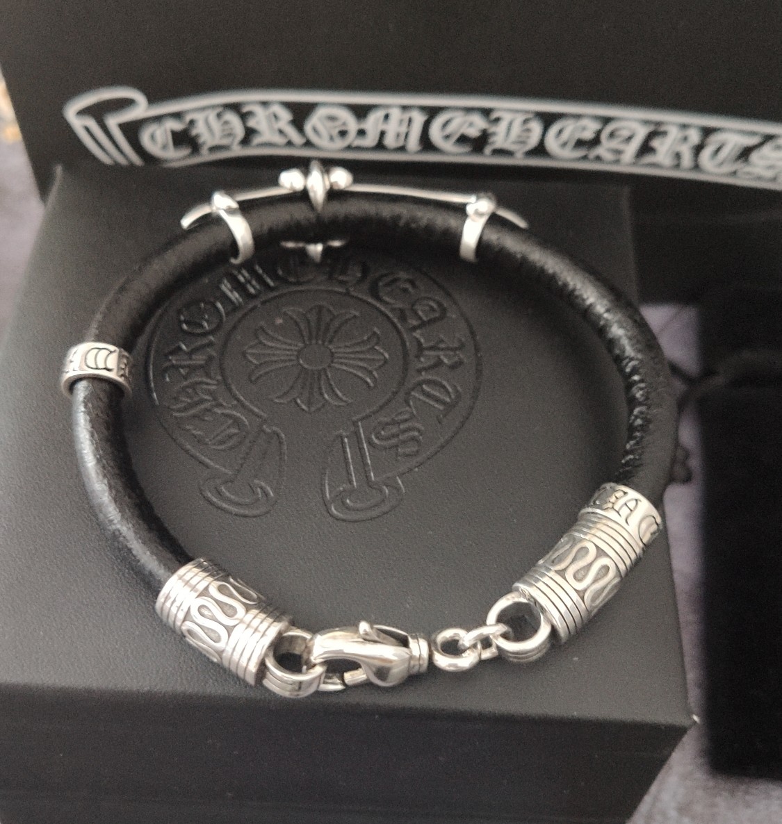 Ch*0me He**ts Bracelet