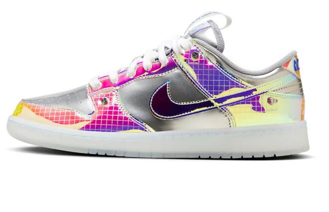 Nike SB Dunk Low Be True