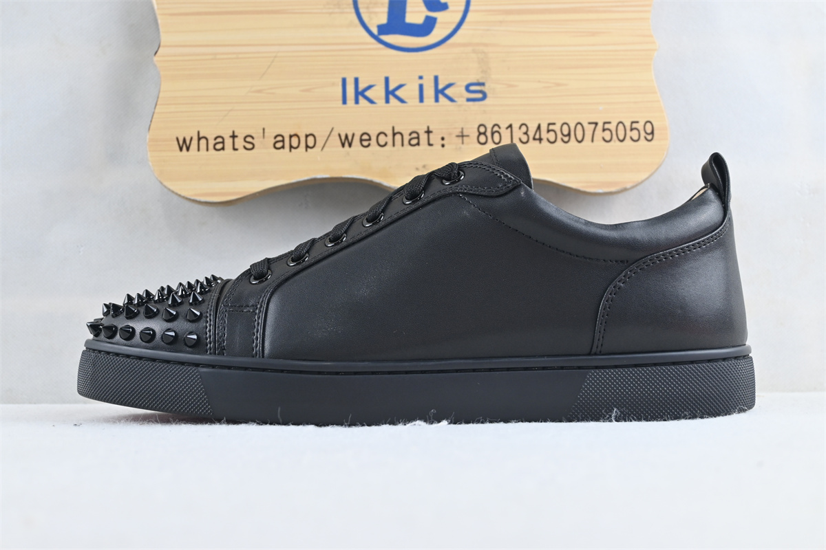 Chr1st1an Louboutin L0vis Junior Spikes Flat Black