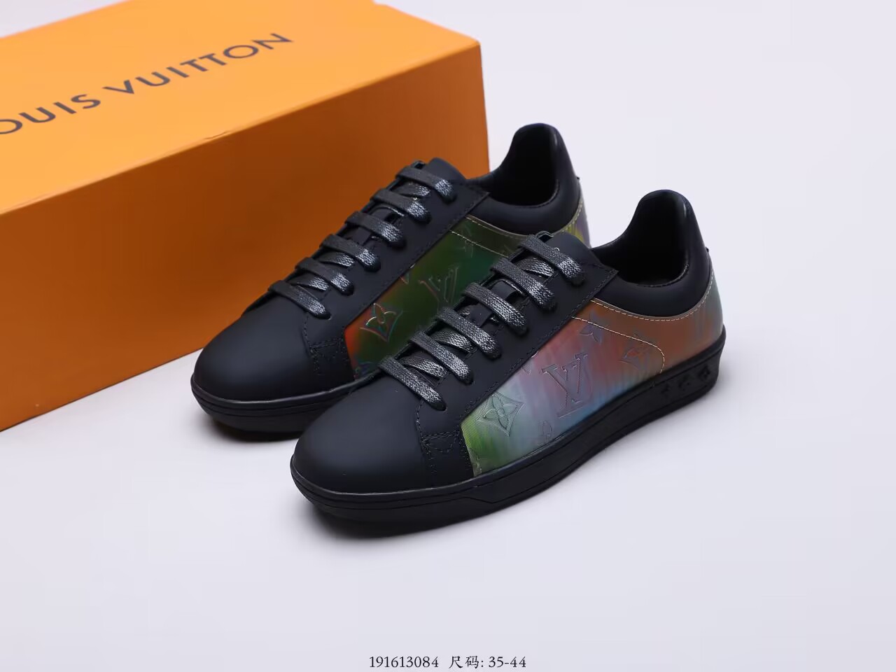 L0vis Vvtt0n Luxembourg Iridescent Monogram