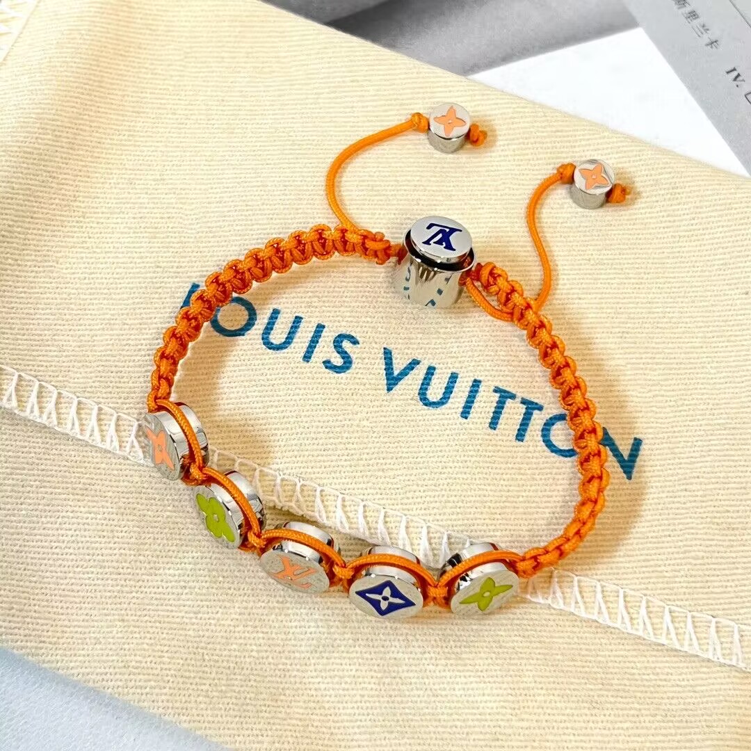 L0vis Vvtt0n Bracelet
