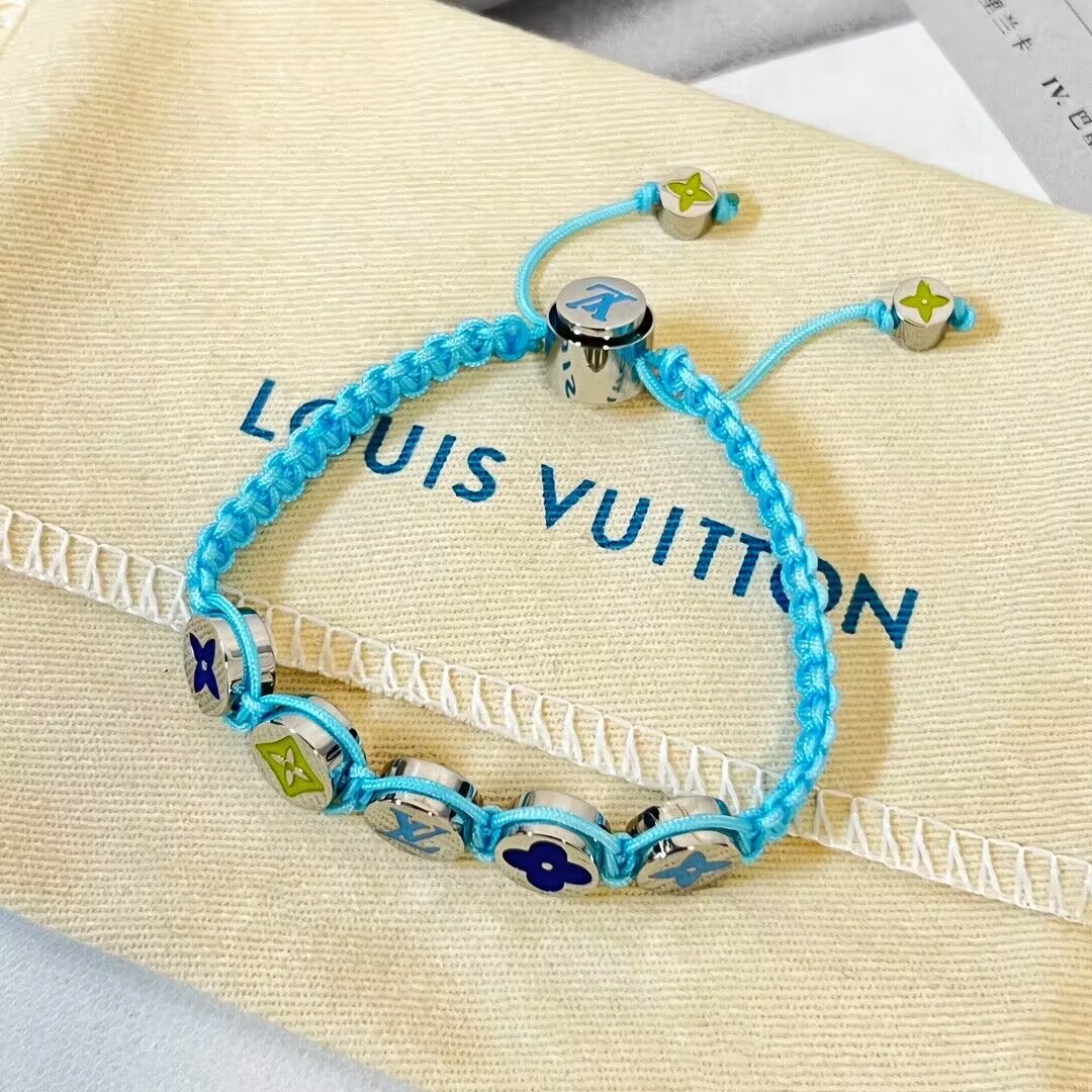 L0vis Vvtt0n Bracelet