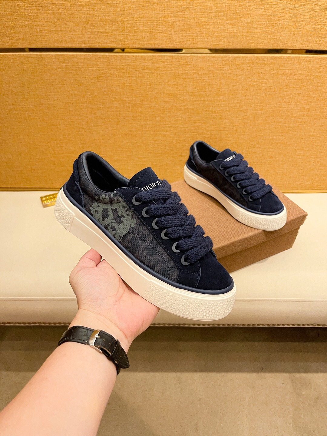 D10r B33 Sneaker D10r Tears Blue Denim Peace Sign