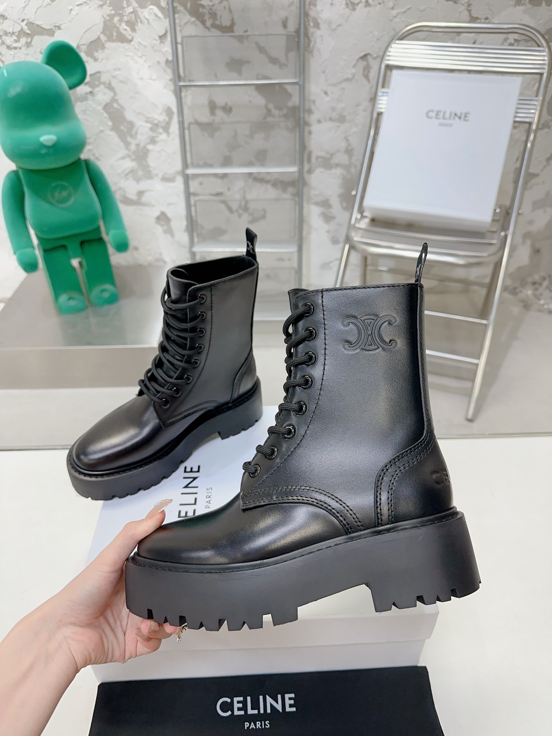 Ce1i*e Boots