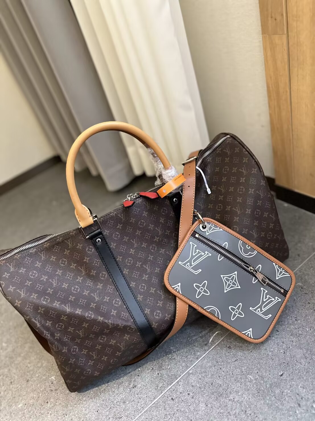 L0vis Vvtt0n Keepall Bag