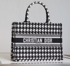 D10r Tote Bag