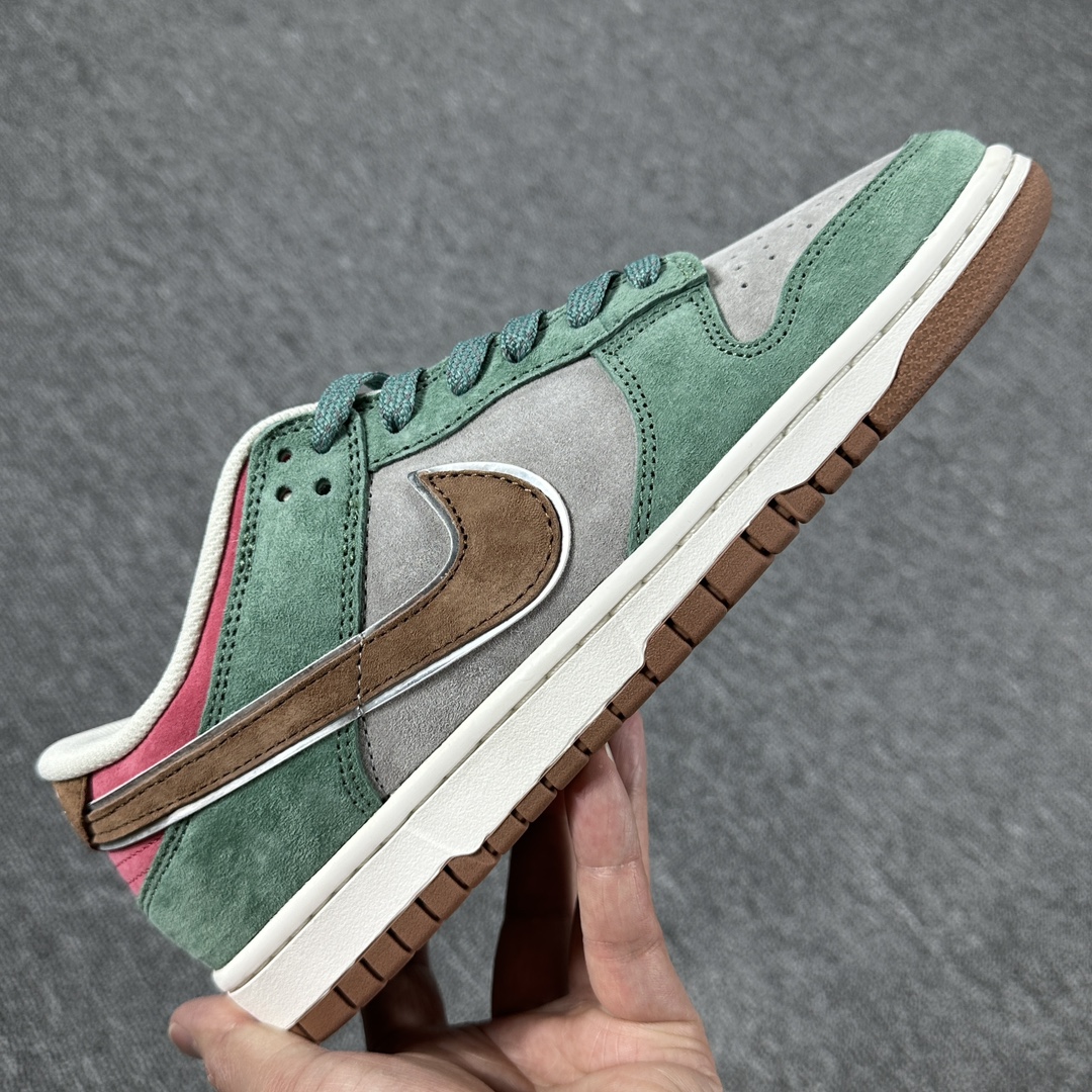 Nike Dunk SB Low green