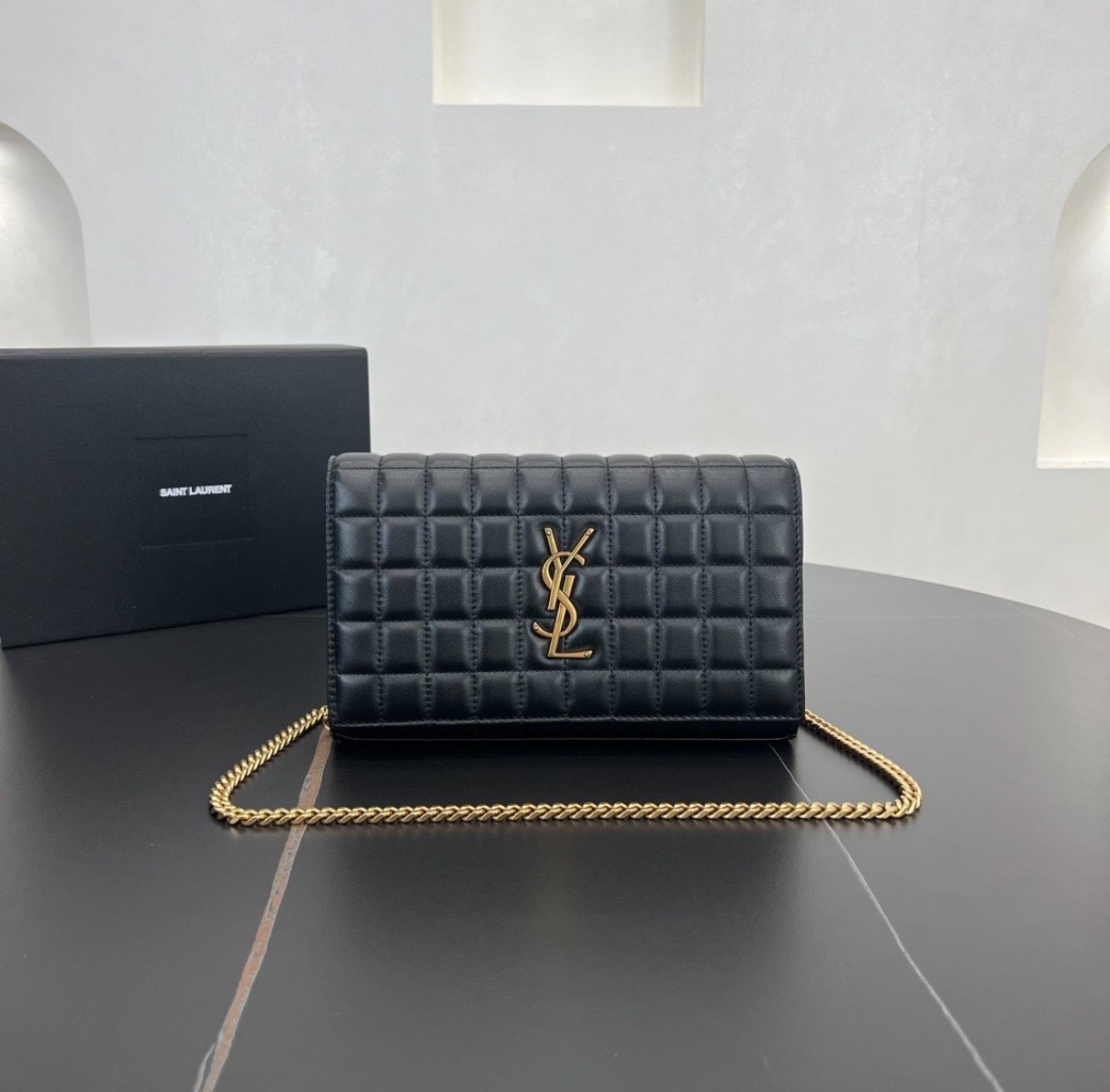 Sa1nt Lau*nt Cassandra