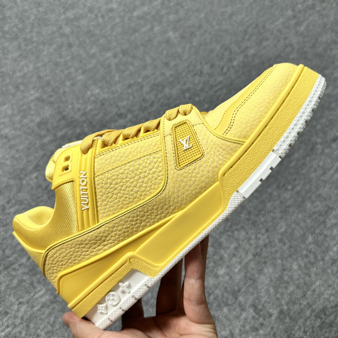 L0vis Vvtt0n LV Trainer Yellow White