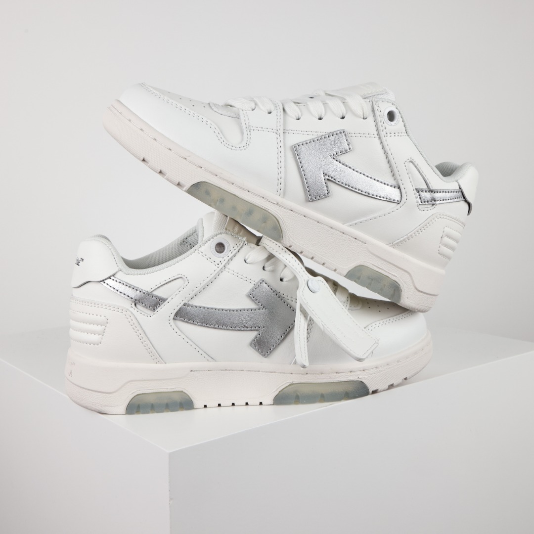 OFF-WHITE Out Of Office 