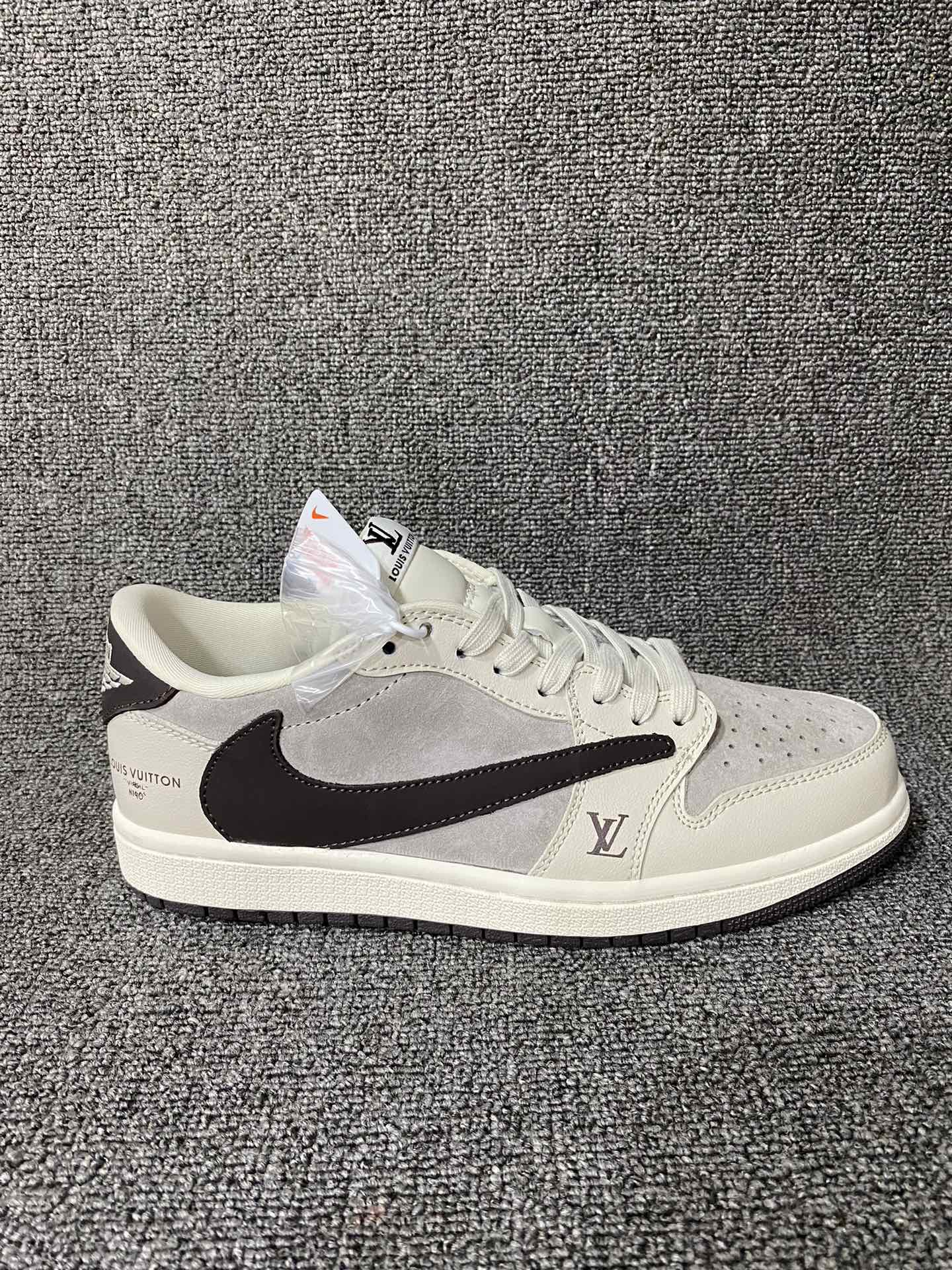 L0vis Vvtt0n X Nike Air Jordan 1 Low Travis Scott