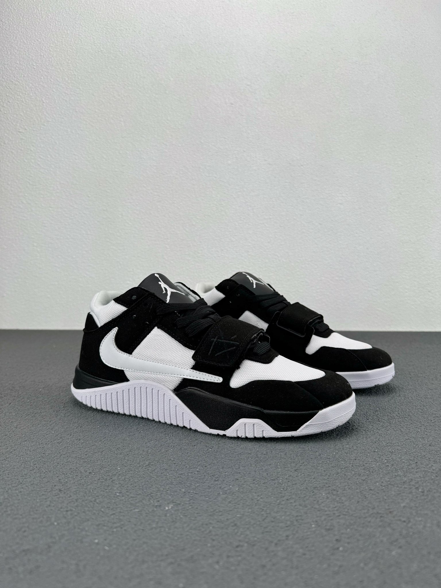 Travis Scott x Jordan Jumpman Jack TR