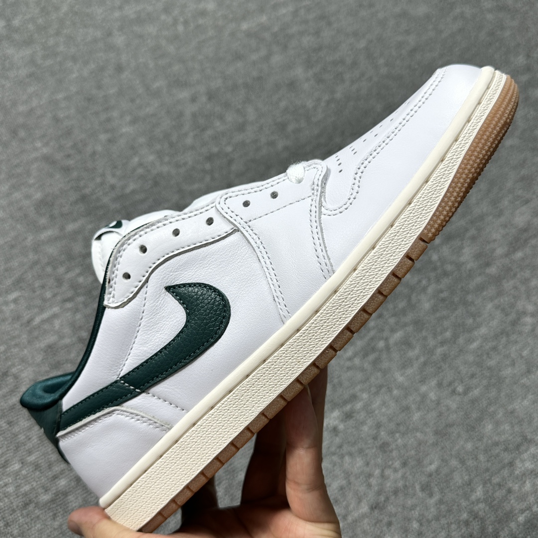 JORDAN 1 LOW “OXIDIZED GREEN”