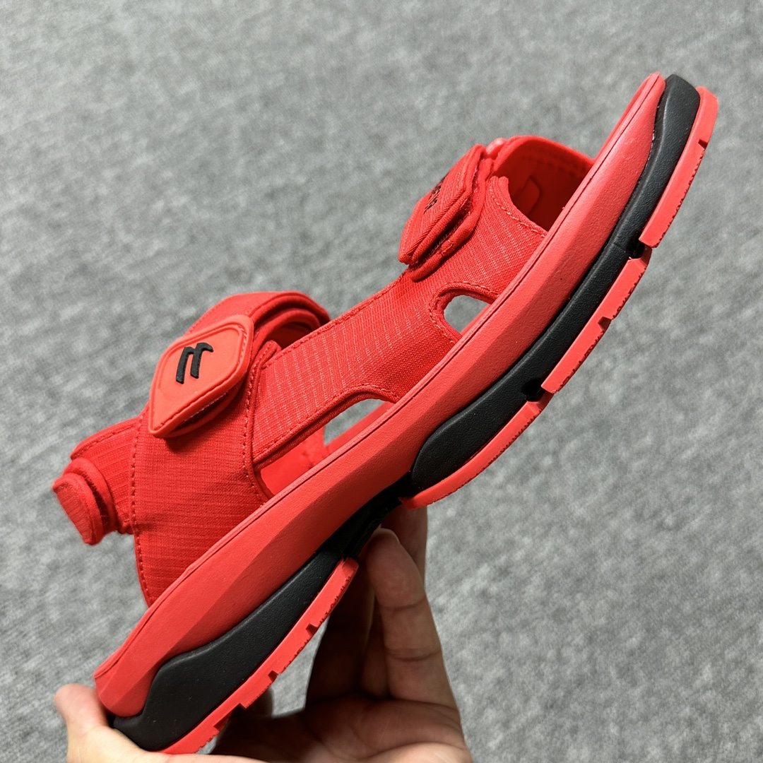 Ba1en*iaga Tourist Sandal Red