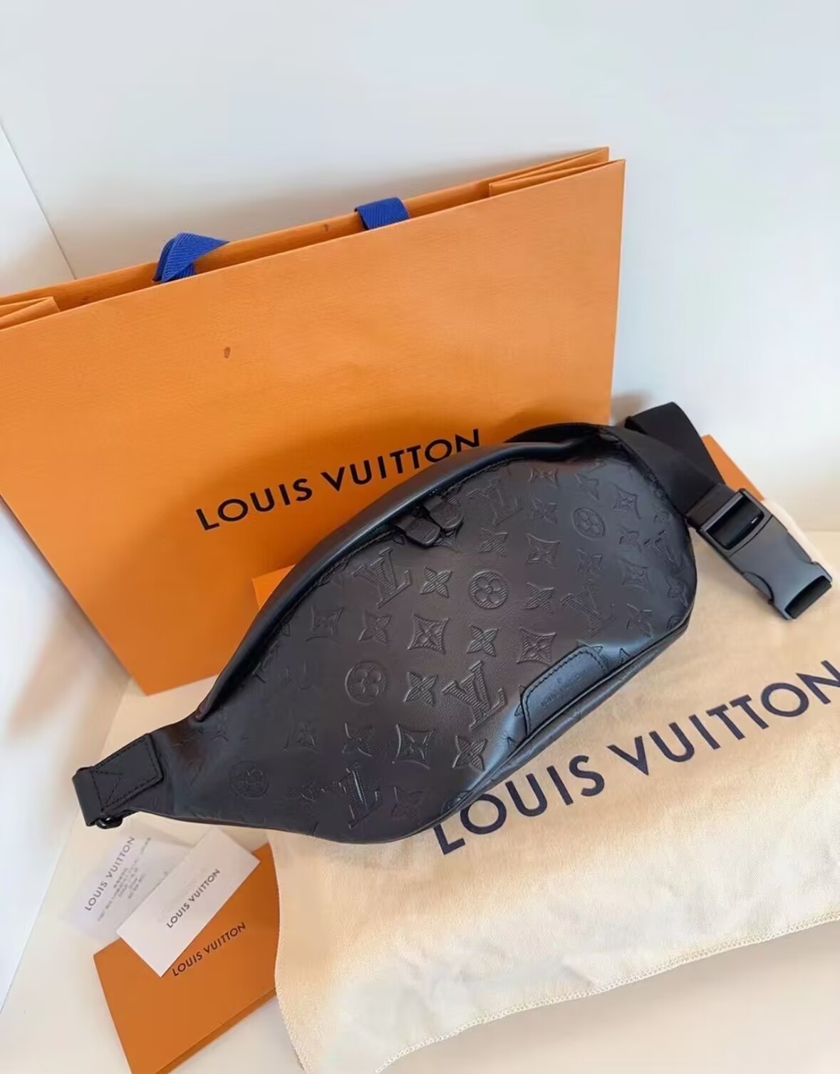 L0vis Vvtt0n Discovery