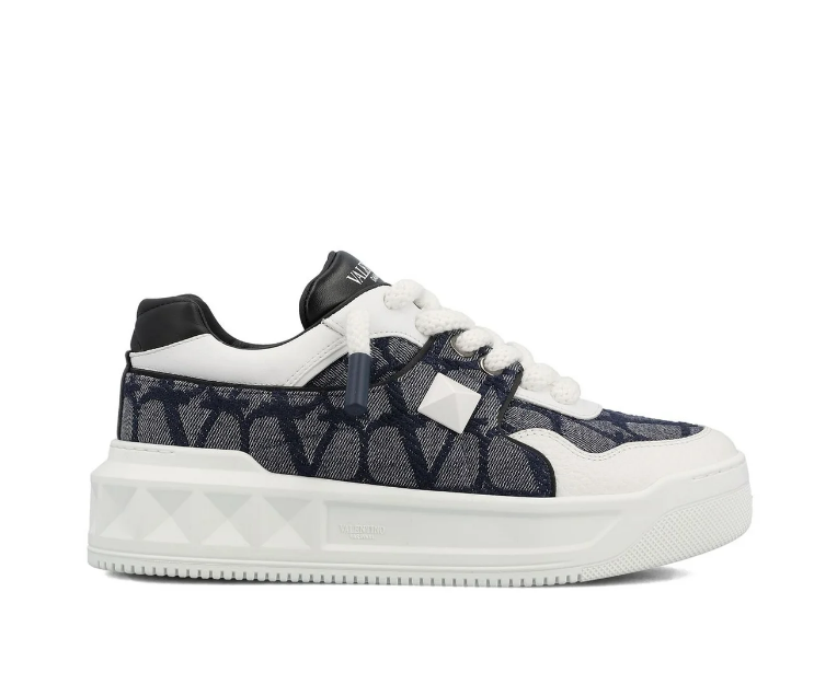 Va1e*ntin0 Garavani One Stud XL Lace-Up Sneakers