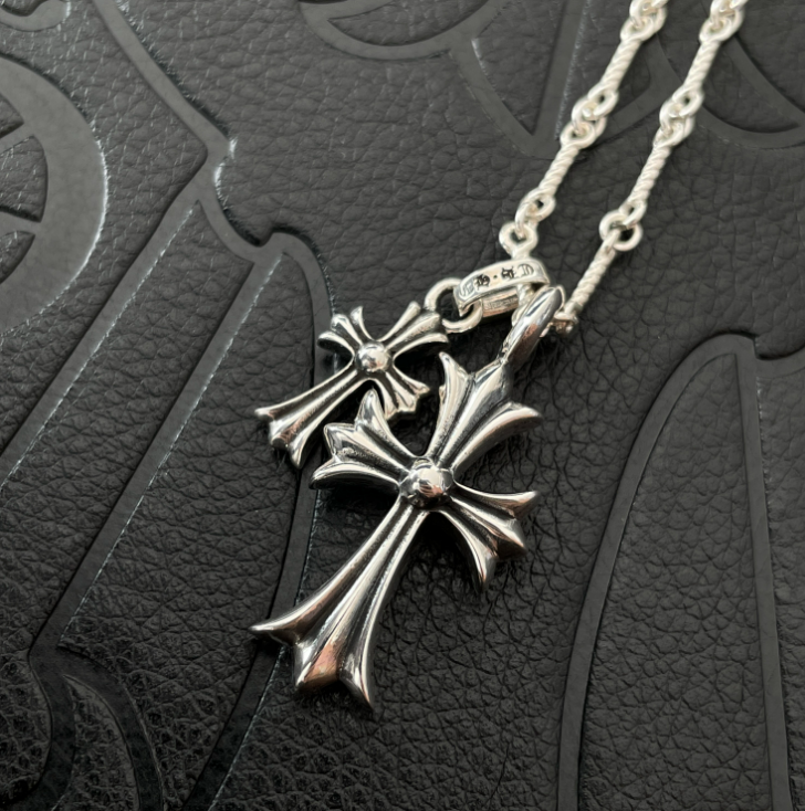 Ch*0me He**ts Necklace