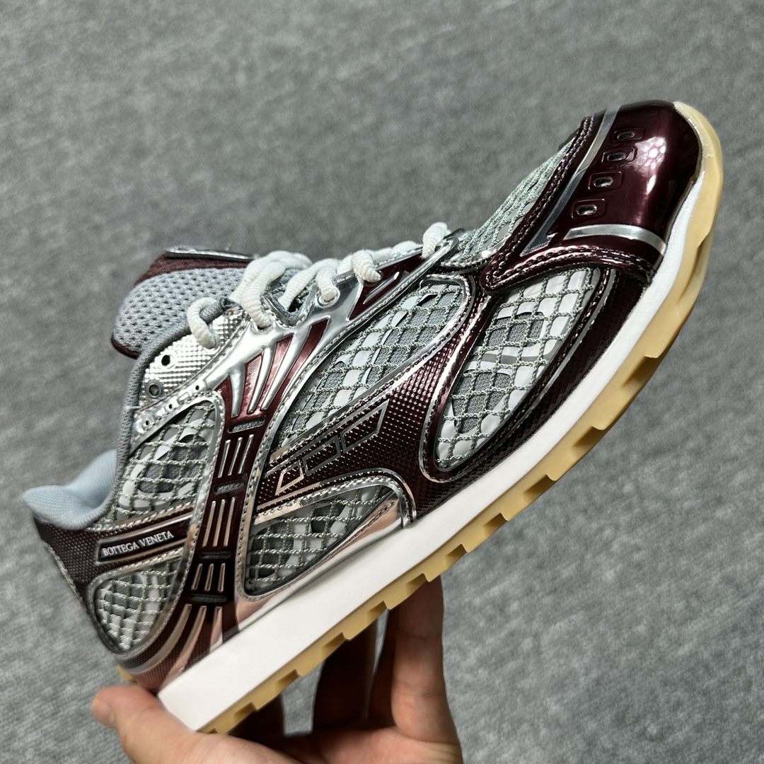 B0tt*ga Ven*ta Orbit Lace-up Round Toe Low-top