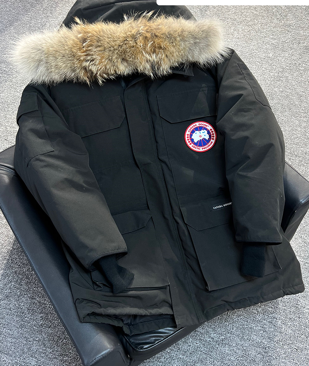 Can*a G00se Expedition Parka