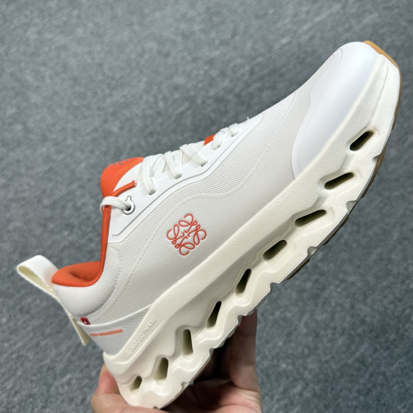 L0ew* X On Sneakers Cloudtilt 2.0