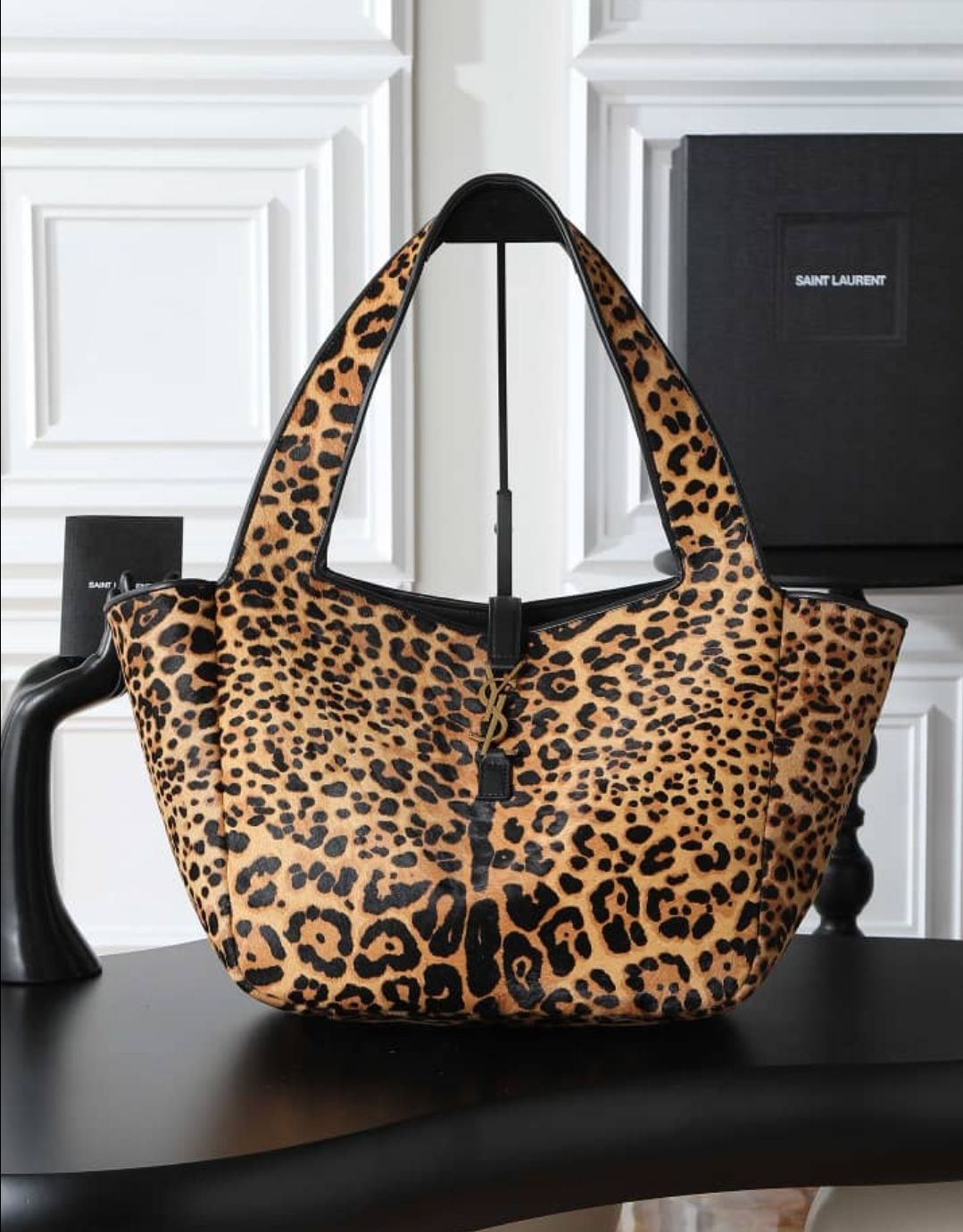 Sa1nt Lau*nt Le 5 A 7 Bea Tote